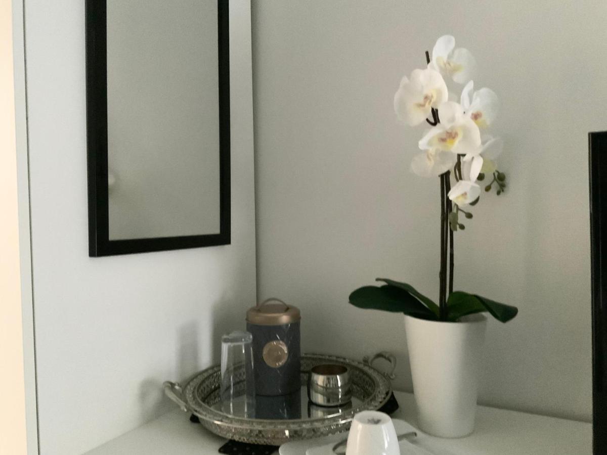 Executive Single Room With En-Suite In Guest House City Centre Lussemburgo Esterno foto